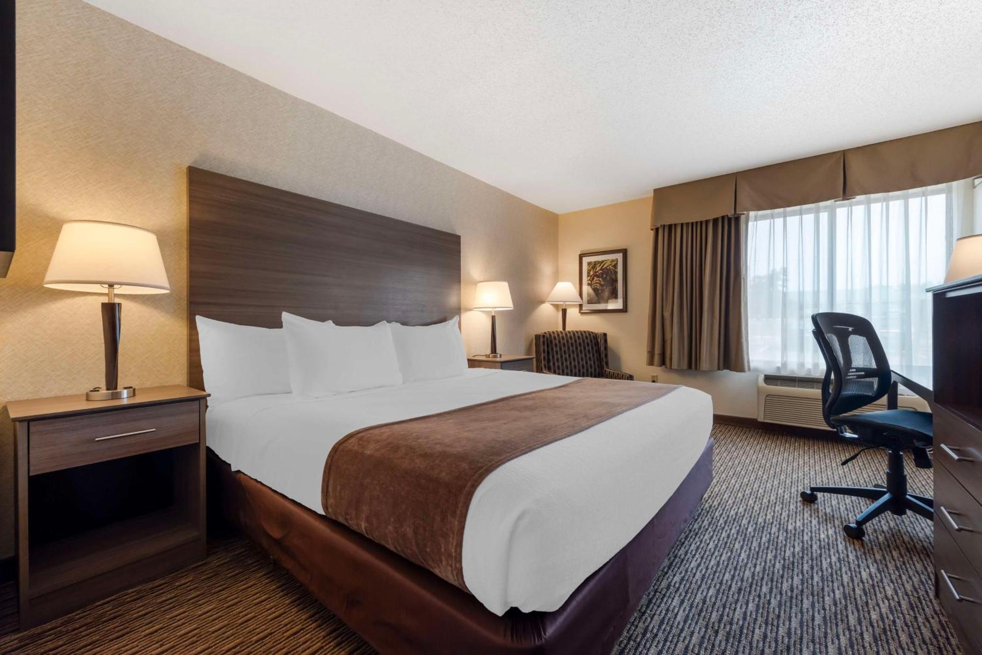 Best Western Spooner Riverplace Eksteriør bilde